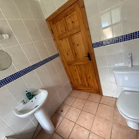 Simple Guest In County Kerry * Milltown (Kerry)
